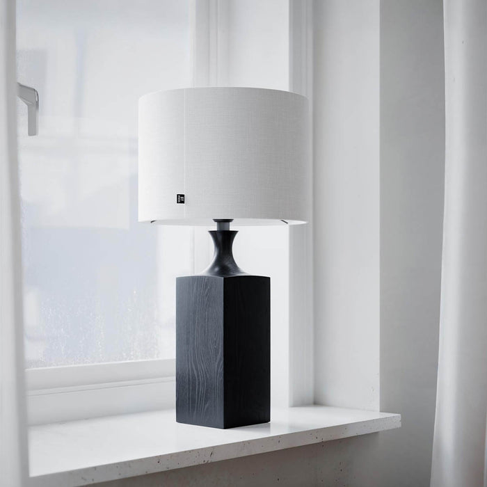 Pöytävalaisin Woody korkea musta/valkoinen