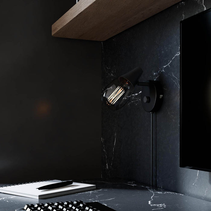 Seinävalaisin Moon musta